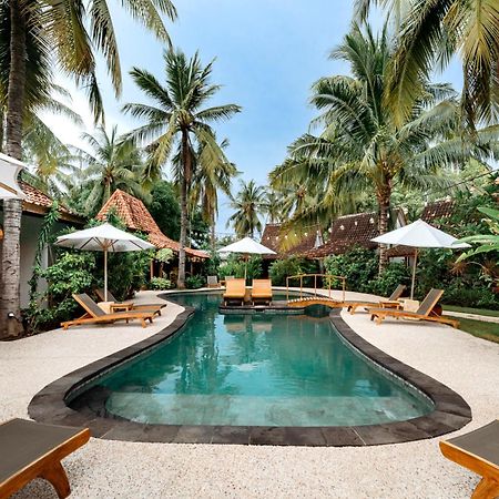 Coconut Garden Resort กีลีตราวางัน ภายนอก รูปภาพ