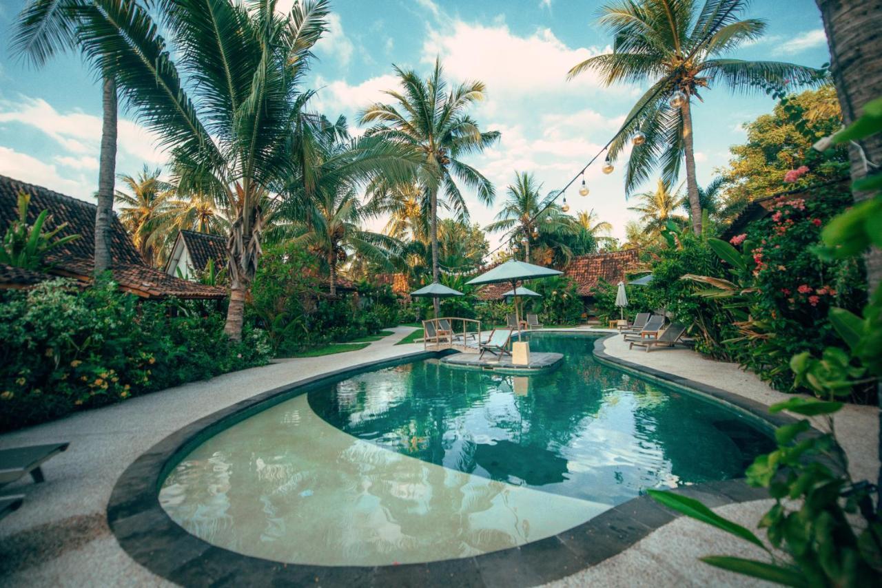 Coconut Garden Resort กีลีตราวางัน ภายนอก รูปภาพ