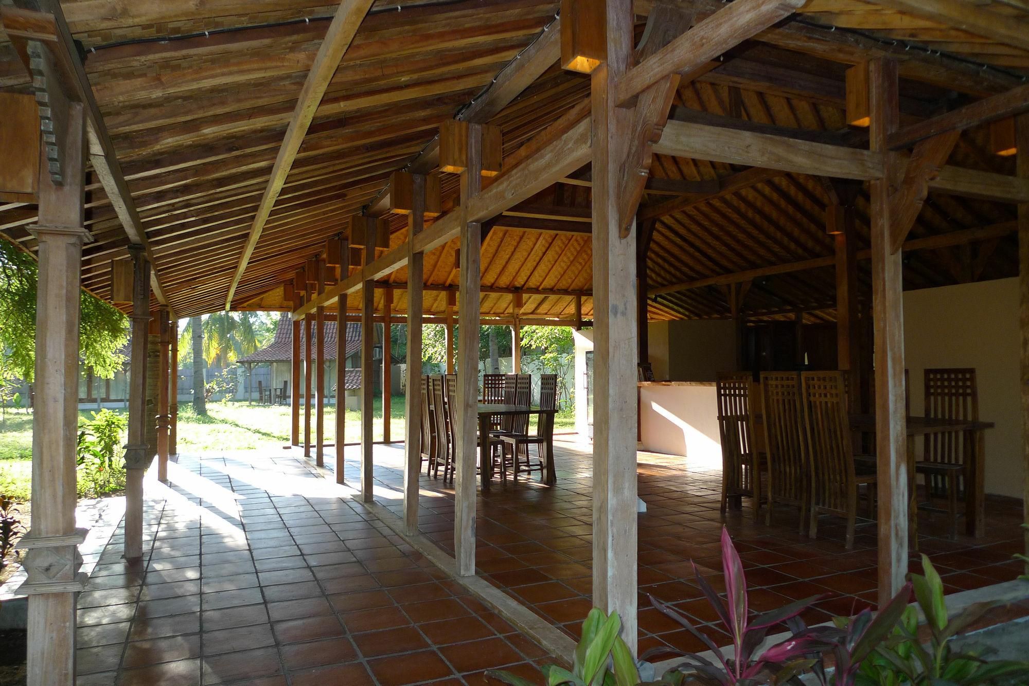 Coconut Garden Resort กีลีตราวางัน ภายนอก รูปภาพ