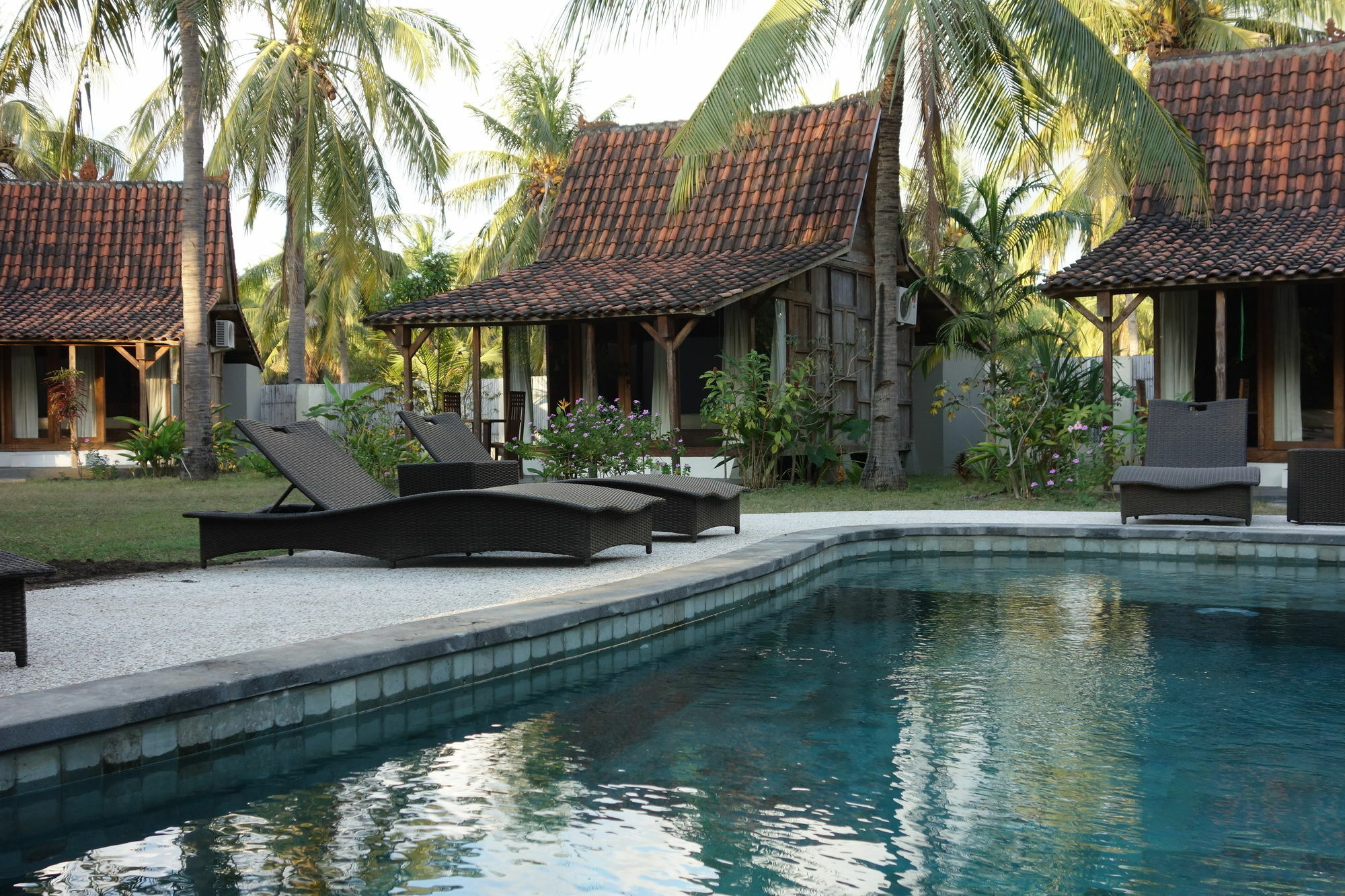 Coconut Garden Resort กีลีตราวางัน ภายนอก รูปภาพ