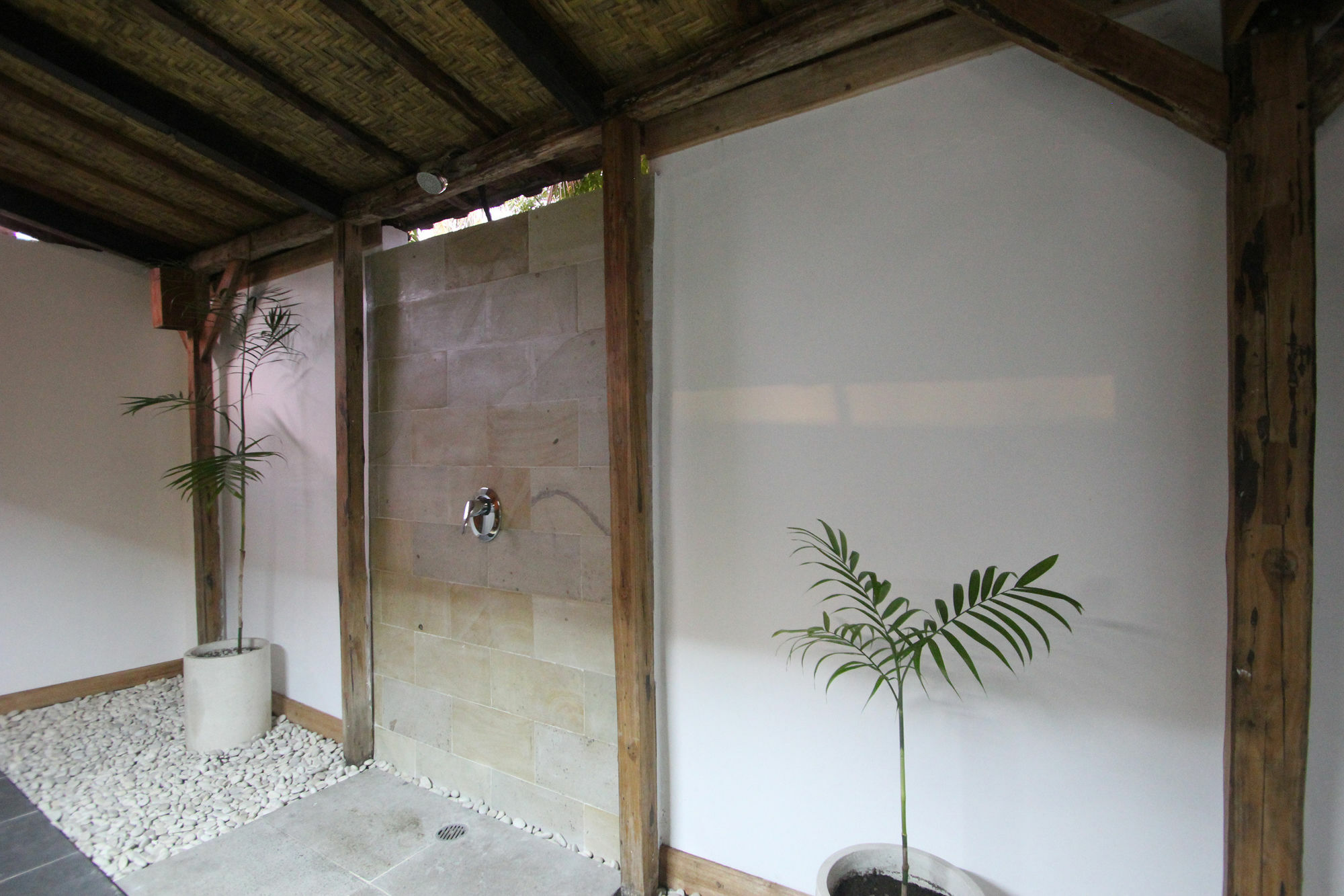 Coconut Garden Resort กีลีตราวางัน ภายนอก รูปภาพ